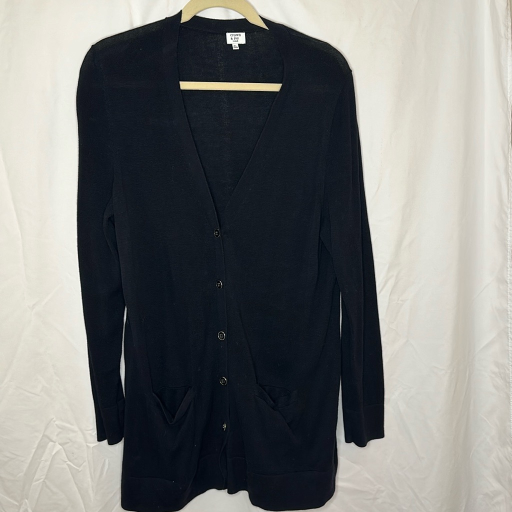 Crown & Ivy Cardigan